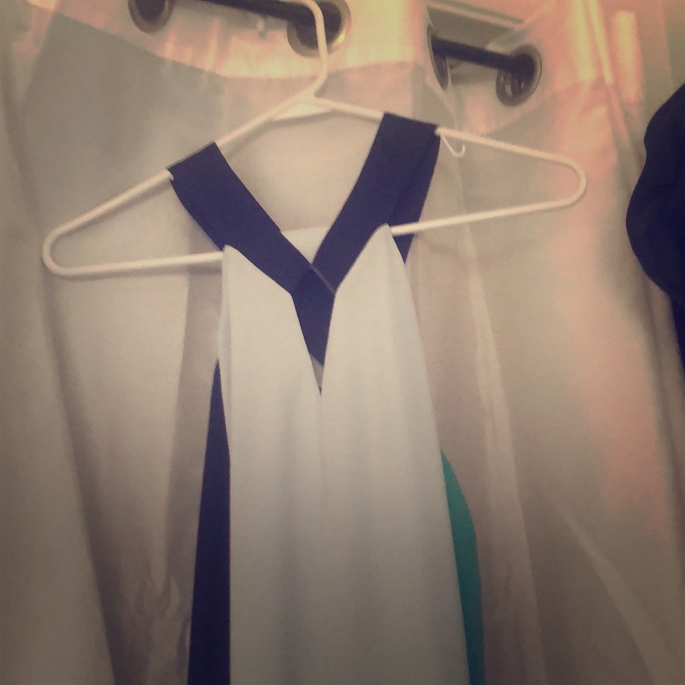 Gorgeous flowy green & blue dress